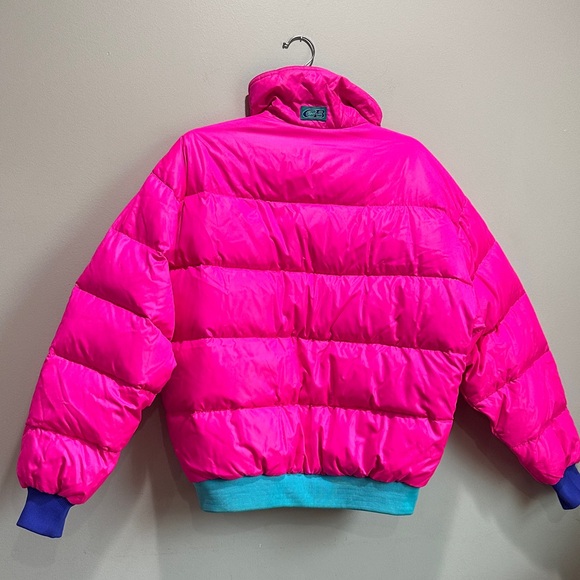 Bold Pink Puffer Jacket with Blue and Green Details - Picture 4 of 14